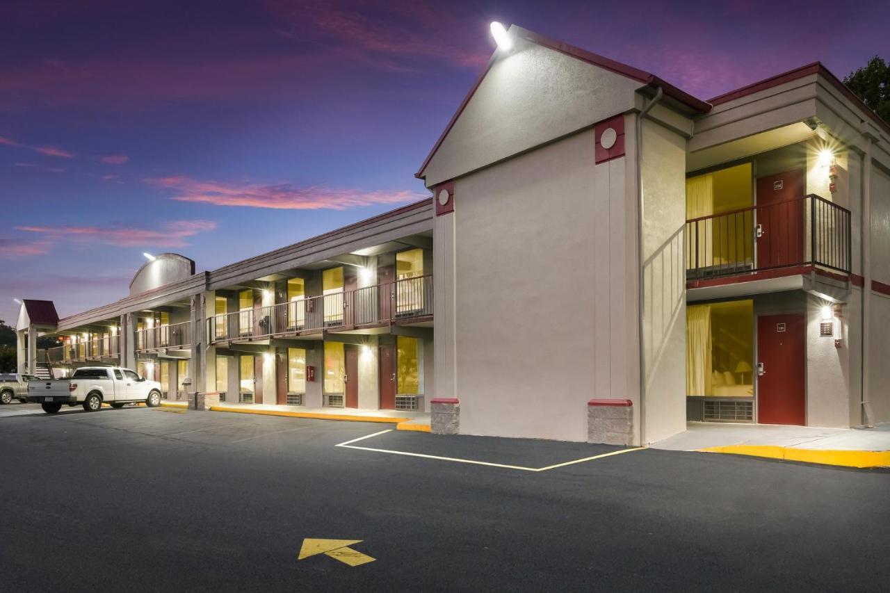 Red Roof Inn Lenoir Exterior photo