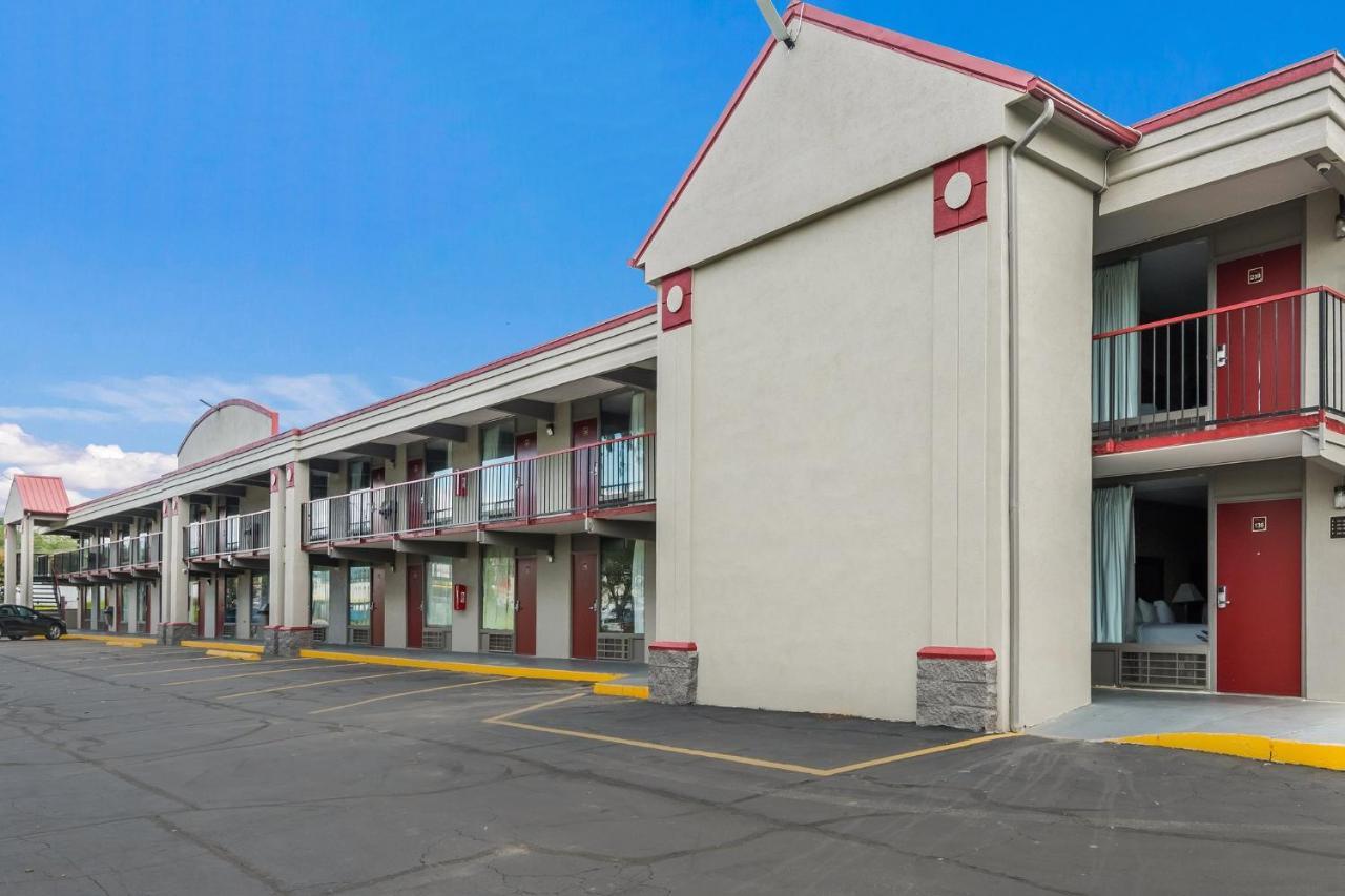 Red Roof Inn Lenoir Exterior photo